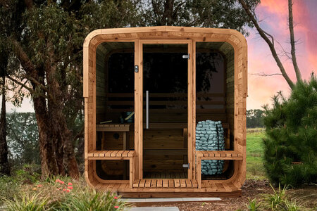 Utomhusbastur från Lyxfönster – NORA, SOLA, LUMA och HALO för hem och fritid